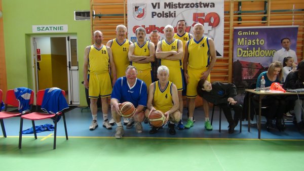 IV miejsce Oldbojów Koszalin AMSPORT Koszalin w VI Mistrzostwach Polski Oldbojów +50 w Działdowie